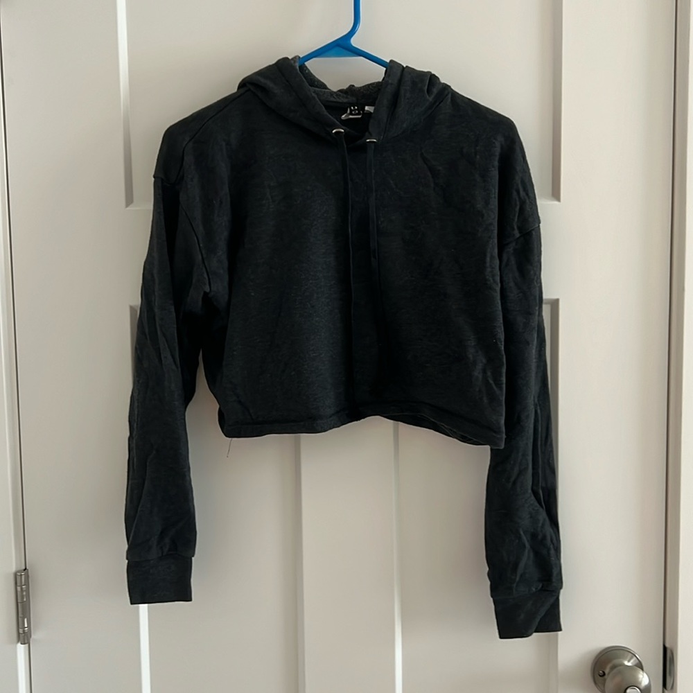 H&M divided cropped hoodie